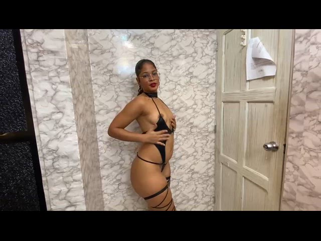 Preview 43: IvisBouncyAss Ich werde mich heute nicht zurueckhalten. Ich will Schweiss, Stoehnen und dass du mich zitternd zuruecklaesst. Sind Sie bereit? Heiße Maus bringt Dich auf andere Gedanken!